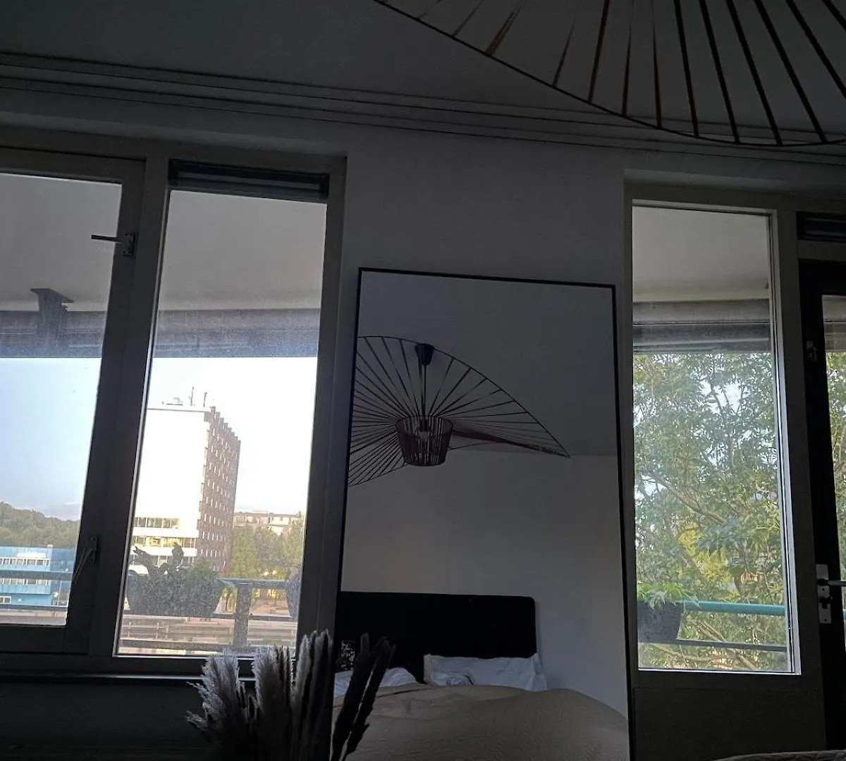 Large West Amsterdam Apartment With Balcony